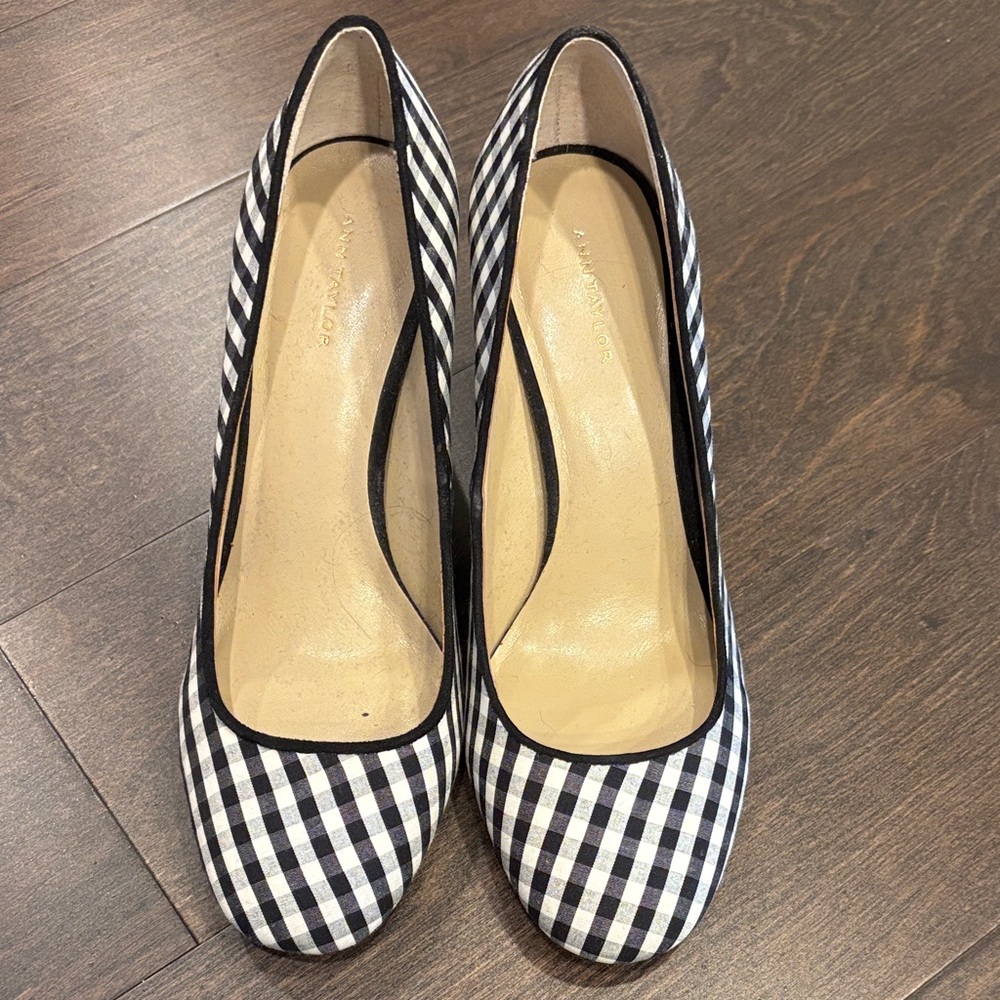 Ann Taylor Black and White Gingham Heels